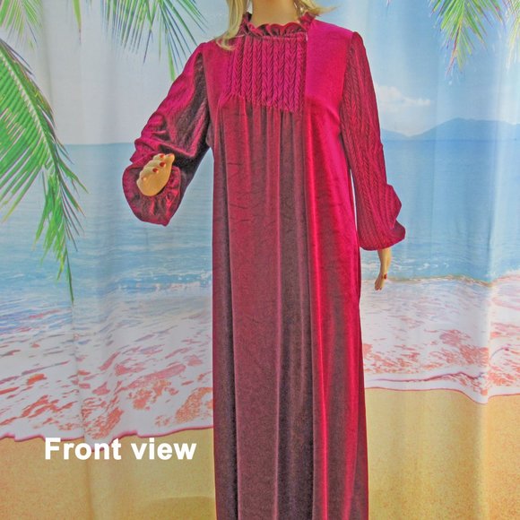 Sz MED Lisanne Robe, Full length zip front robe, Raspberry pink polyester/nylon - Picture 13 of 14